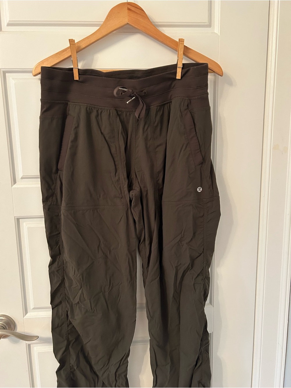 Women’s Lulu Olive Green Studio Pants